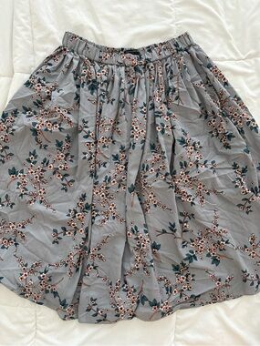 Banana Republic Gray Maxi Skirt with Pink Floral Print